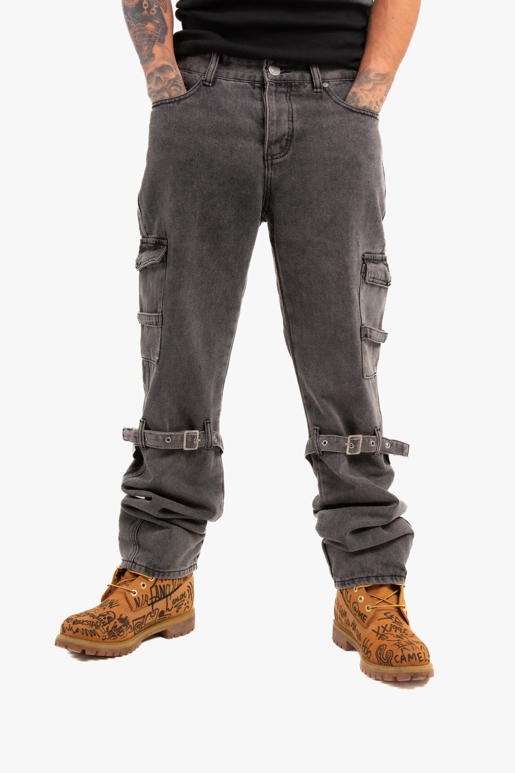 Relaxed Cargo Jean with Strap in Black Wash