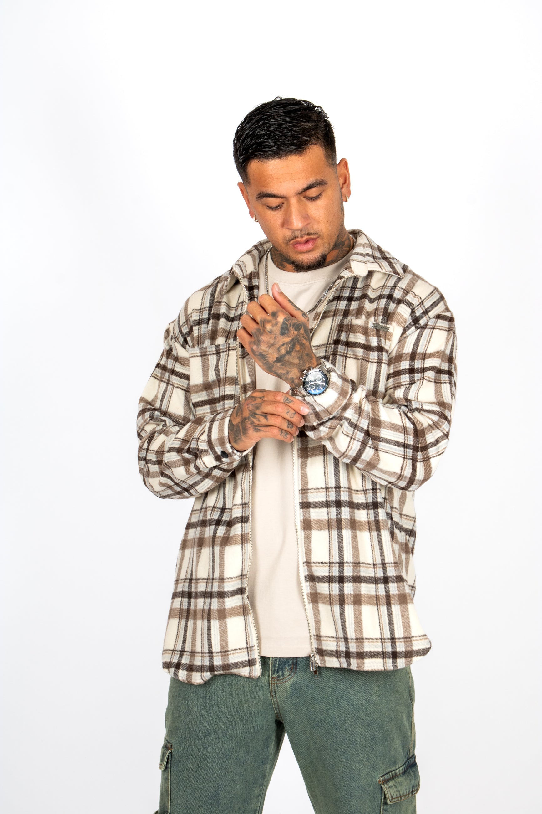 Oversized Beige Zip-Up Flannel Shirt