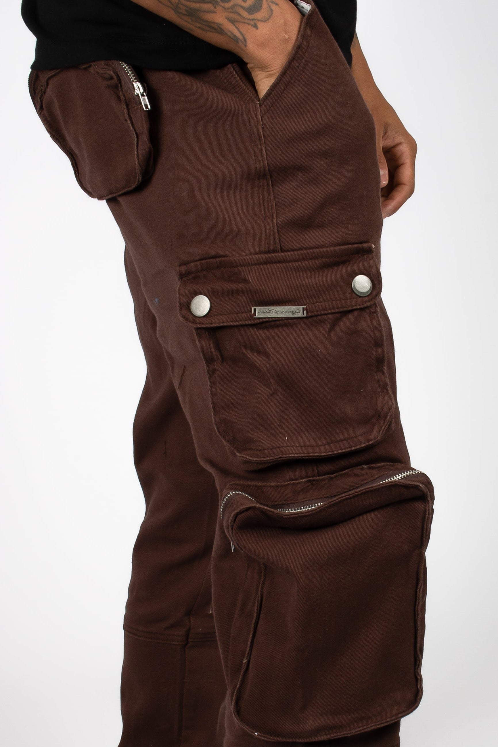 Relaxed Fit Utility Cargo Pants In Chocolate Brown